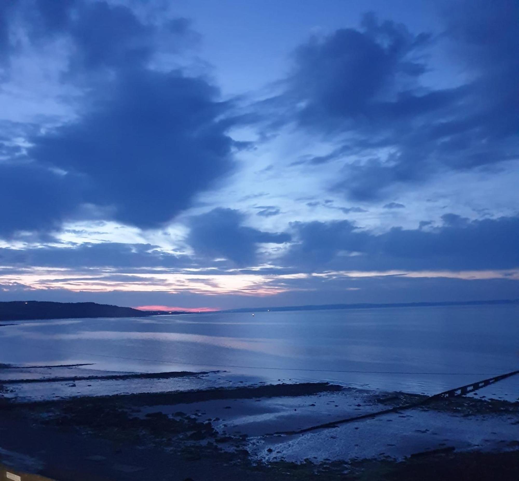 Drummore The Old Cornstore A Beautiful Suite Overlooking The Sea מראה חיצוני תמונה