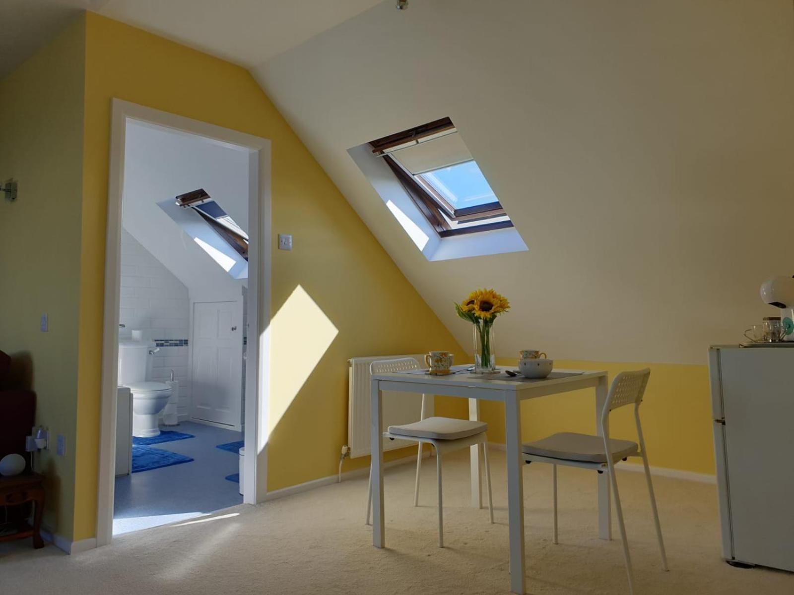 Drummore The Old Cornstore A Beautiful Suite Overlooking The Sea מראה חיצוני תמונה